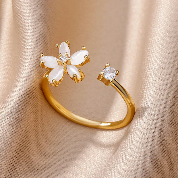 Flower Opal Ring - Beautiful Jewellery