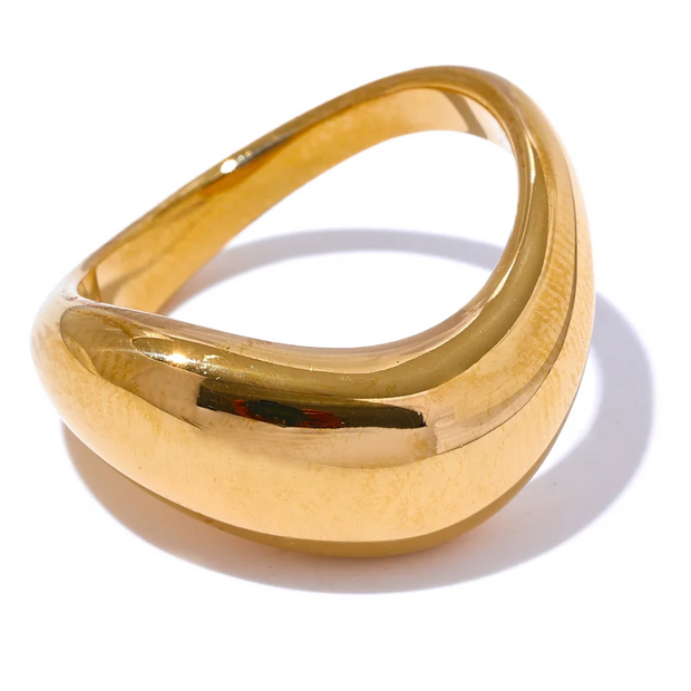 18K Gold Wave Ring